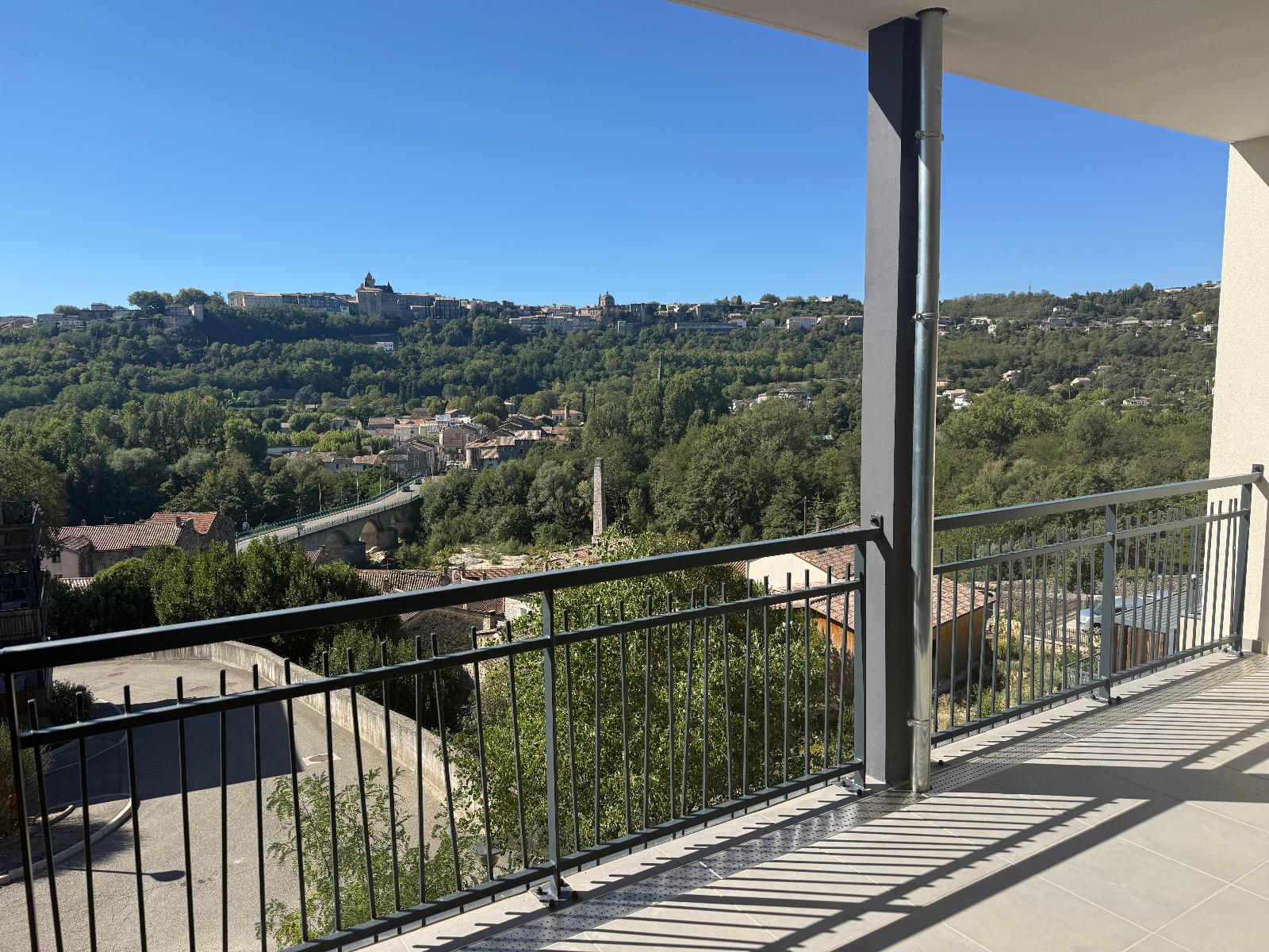appartement 3 pièces - UCEL
