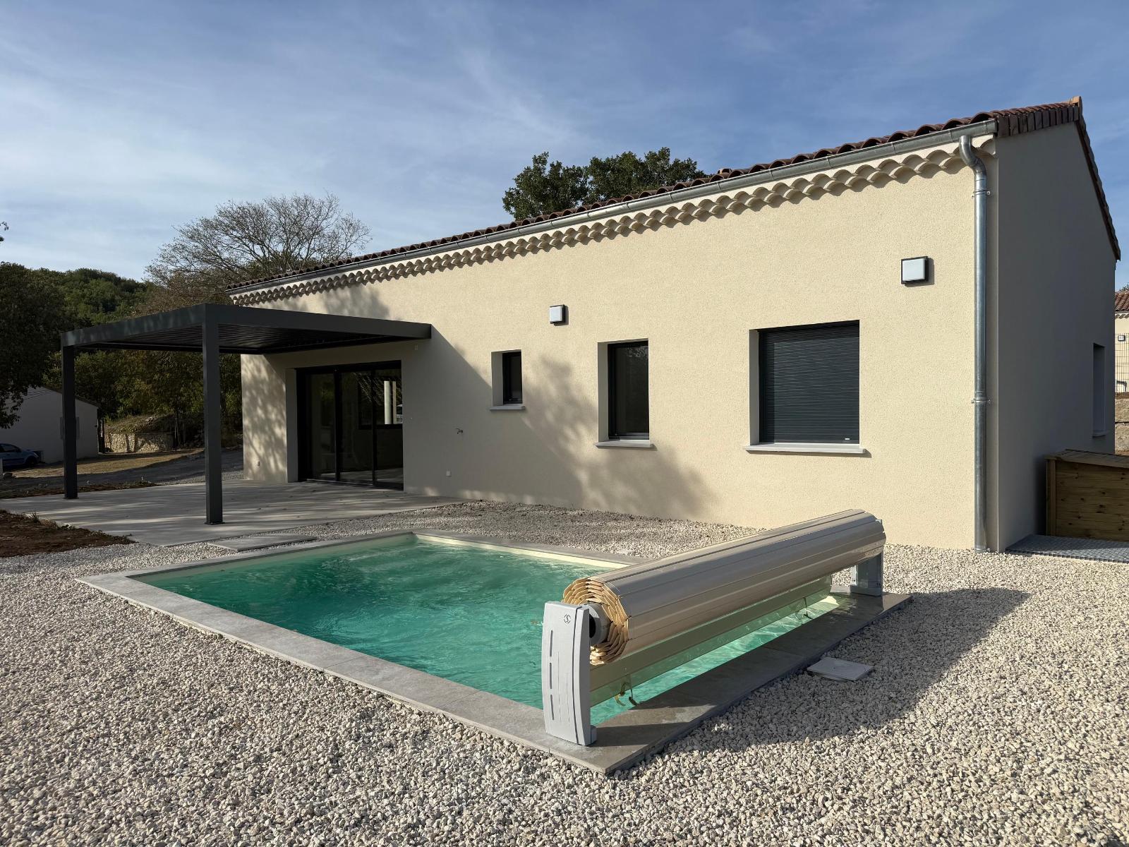 maison 4 pièces - LANAS