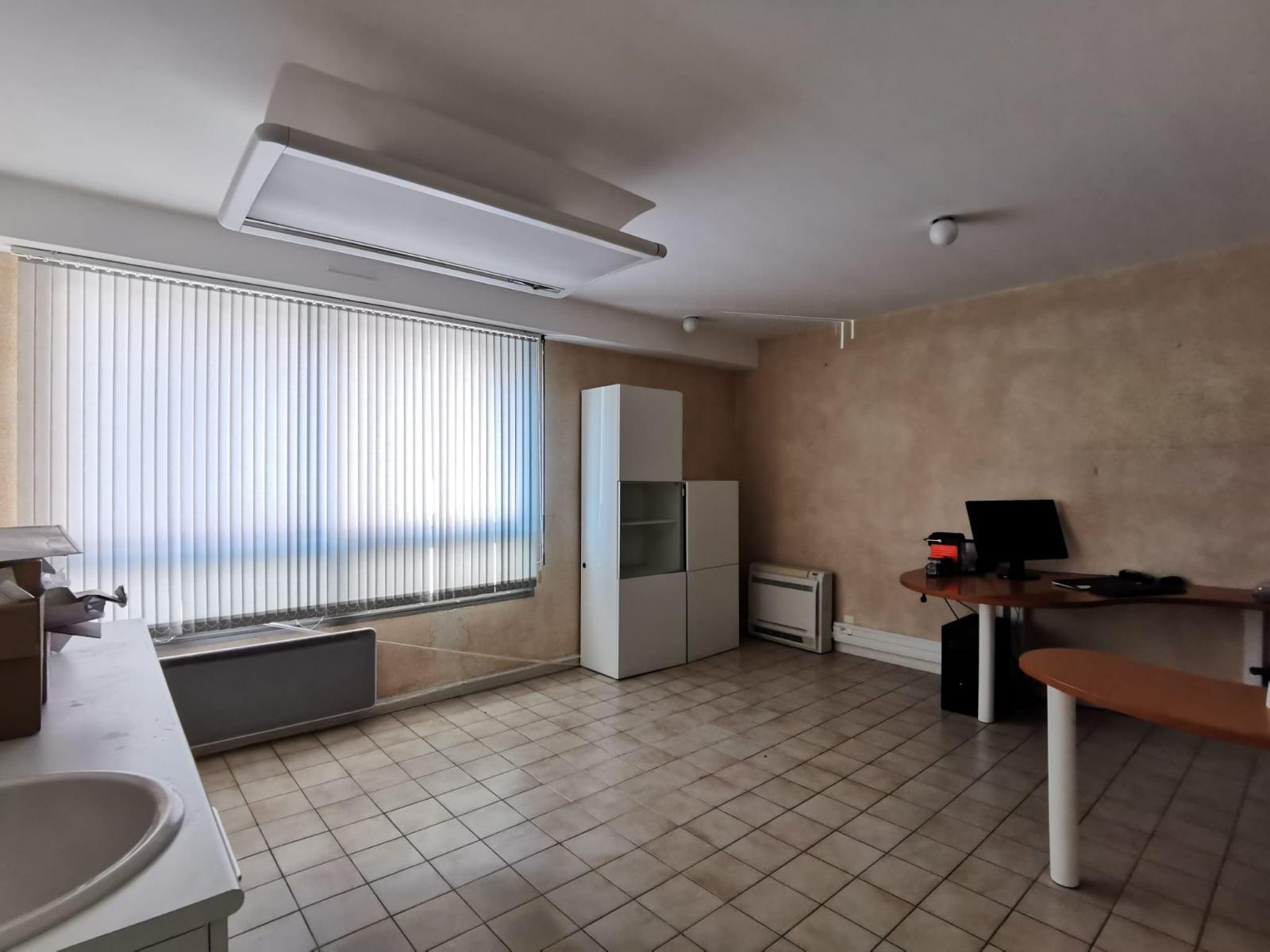 appartement 5 pièces - AUBENAS
