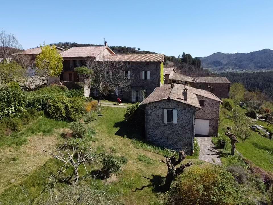maison 14 pièces - FABRAS